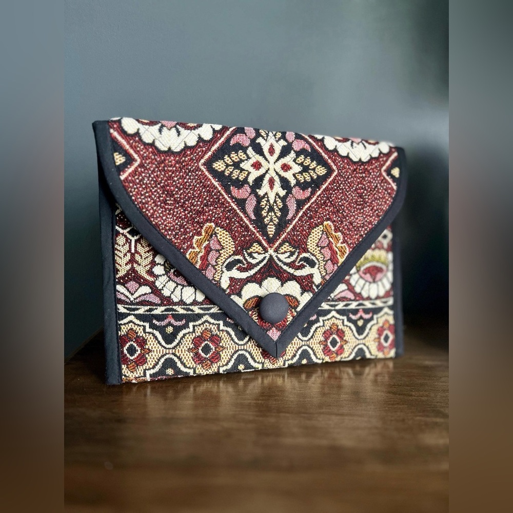 Quilted envelope clutch, handcrafted from secondhand tapestry throw blanket